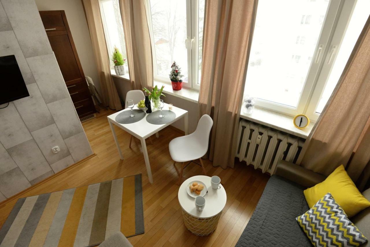 Apartament Columbus Apartment Ustrzyki Dolne Ngoại thất bức ảnh